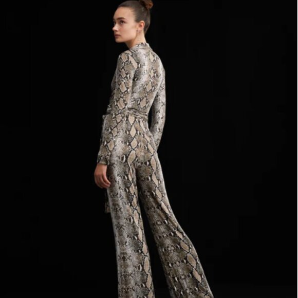 SOLD Diane von Furstenberg Michelle Wrap Python BrownJumpsuit  - 70s - Picture 7 of 15